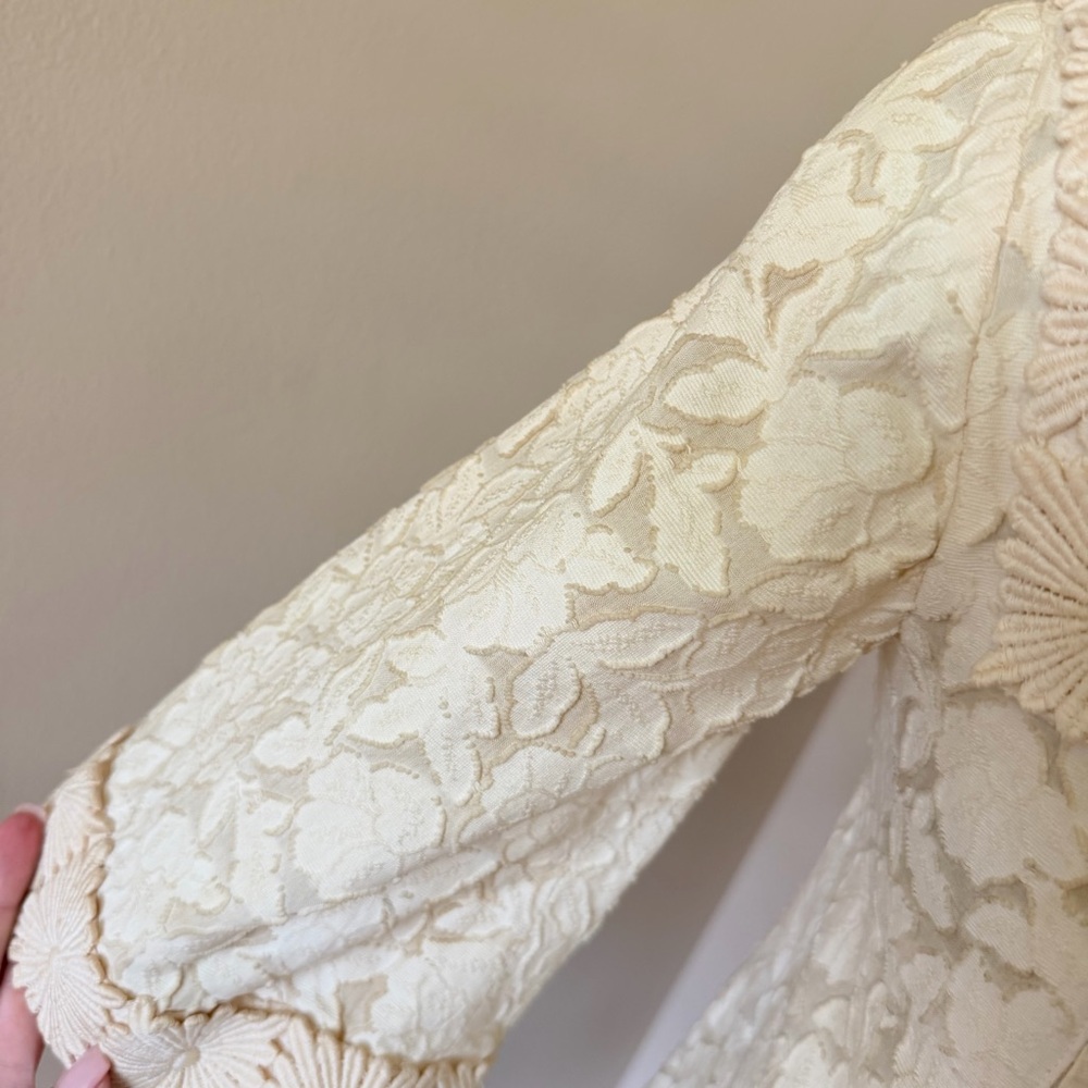 YSL Vintage Elegant Cream Lace Square-Neck Dress - Picture 7 of 11